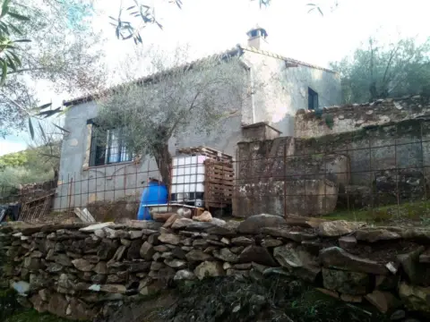 Rural Property in Fuentes de Len