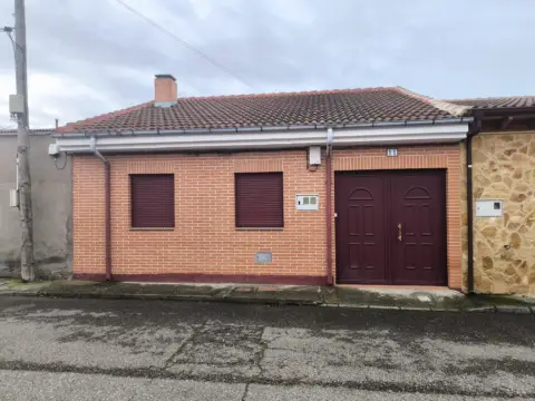 Casa en Veguellina de Orbigo