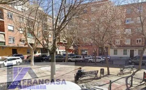 Piso en Cerca de La Plaza de Mora
