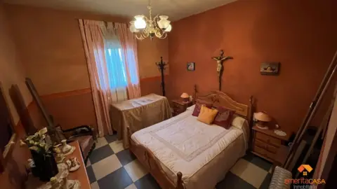 Chalet en Almendralejo