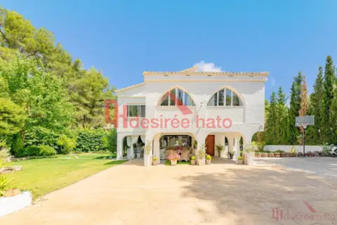 Chalet en Naquera