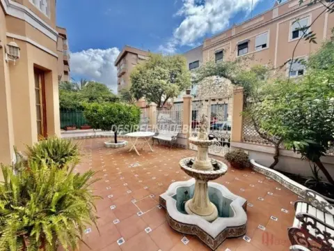 Casa en calle de Gabriel y Galán