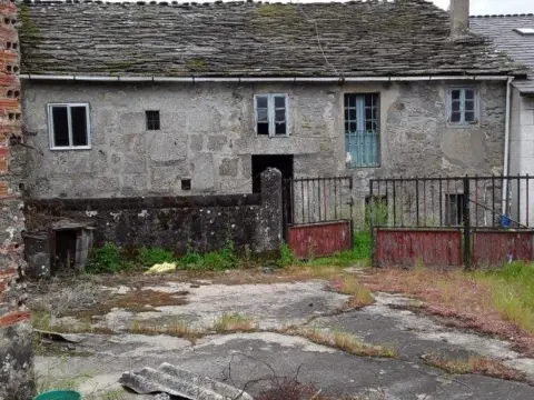 Casa en Corgo - San Cristobal
