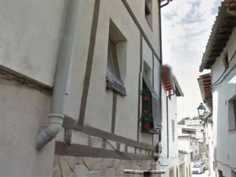Casa en Cerca de La Plaza de Abajo