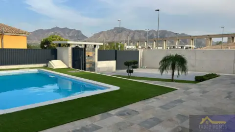 Chalet en Urbanización de la Gineta, nº s/n