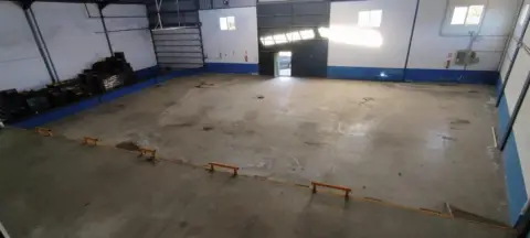 Nave comercial en Trujillanos