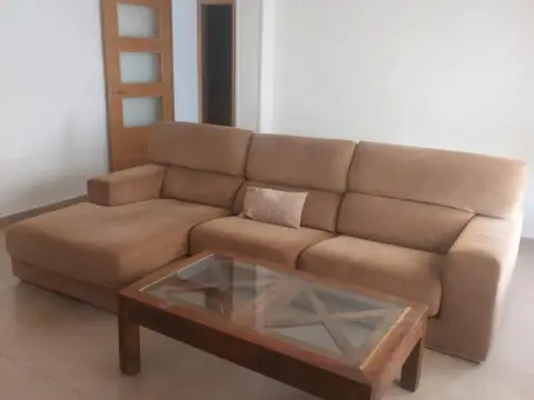 Piso en Poligono