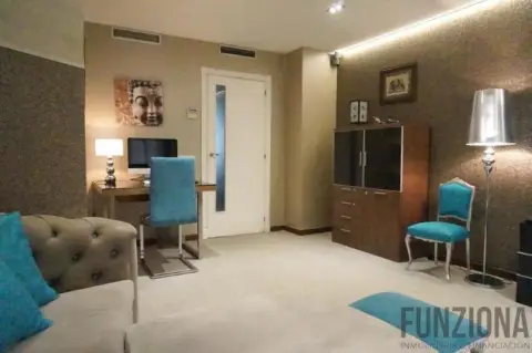 Apartamento en Zona Mercadona - Loureiro Crespo