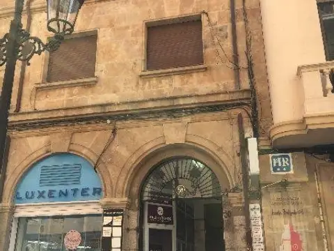 Oficina en calle de Zamora