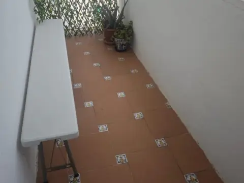 Piso en 06801