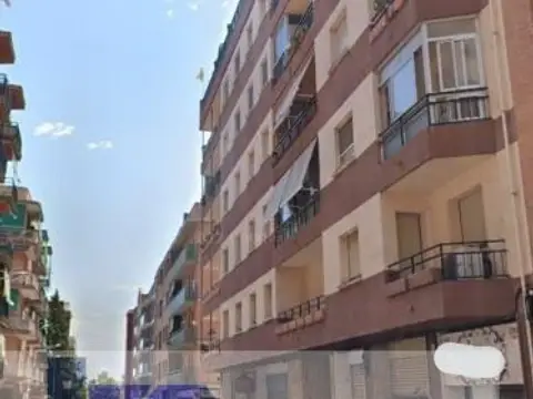 Piso en Cerca de La Plaza Europa