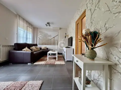 Chalet en calle Trasmiera