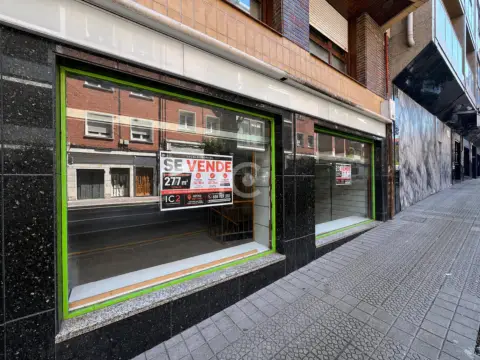 Local comercial en calle de Amezti