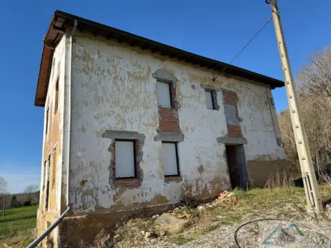 Casa en calle Avenida de Arriba