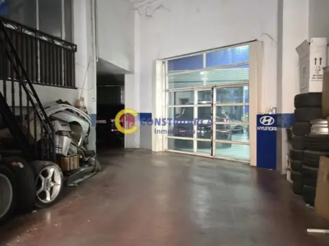 Nave comercial en Centro