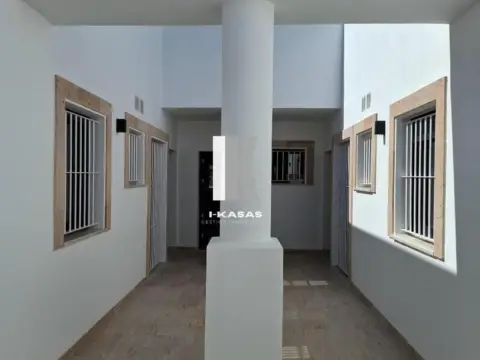 Piso en calle de Arturo Mariscal