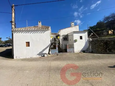 Casa rústica en Fuente del Conde