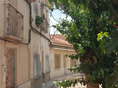 Casa en calle de la Rambla, 132