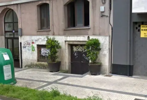 Local comercial en calle Avenida Navarra