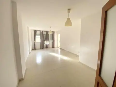 Piso en Teatinos
