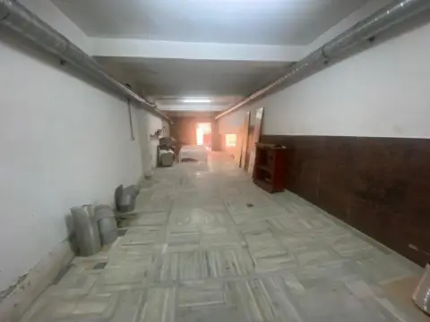 Local comercial en Bailen-Miraflores