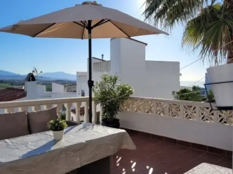 Casa adosada en Pueblo