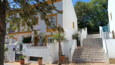 Casa adosada en Avda. Andalucia