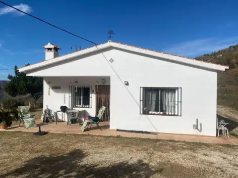 Casa en Montes de Malaga