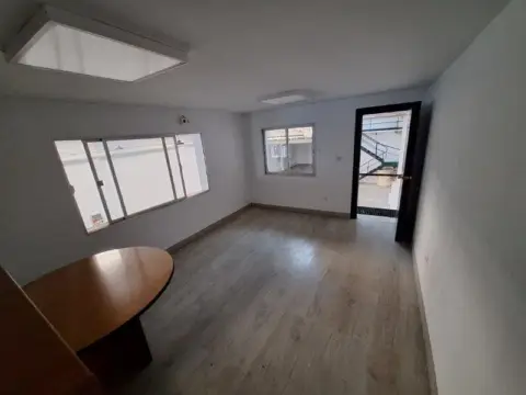 Nave industrial en Teatinos