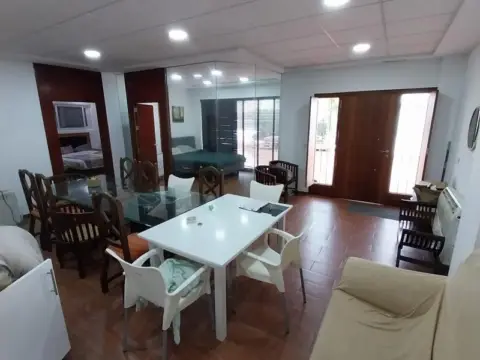 Local comercial en Valle Romano