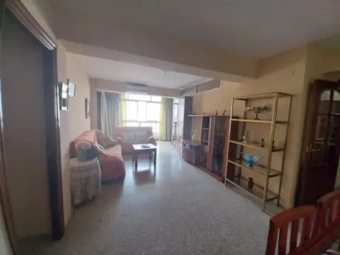 Piso en Carlos Haya