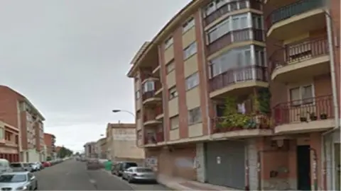 Local comercial en Avenida de León, 9