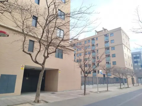 Garaje en Avenida La Isla del Tesoro