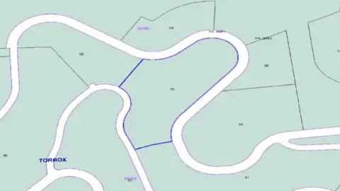 Terreno en Avenida Cerro Lago