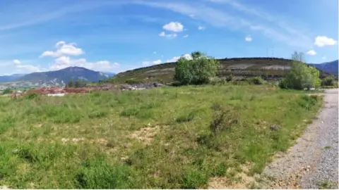 Terreno en calle Latas, nº 1