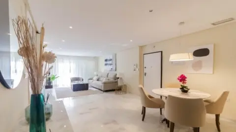 Garaje en calle de Grecia