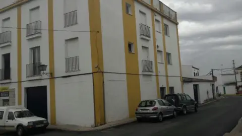 Flat in Avenida Real - Cruz Roja (Residencial Enamorado