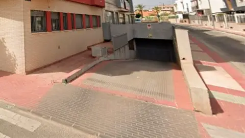 Garaje en Avenida Acequia Caravija