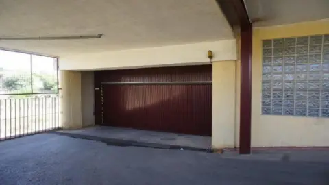 Garage in Residencial Miraflores, 37
