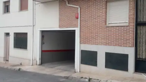 Garatge a calle de San Pedro de Alcántara, 39
