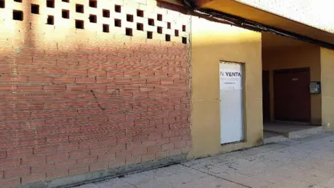 Local comercial en calle de Joaquín Costa, 25