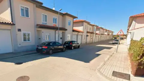 Chalet en Avenida Argusino