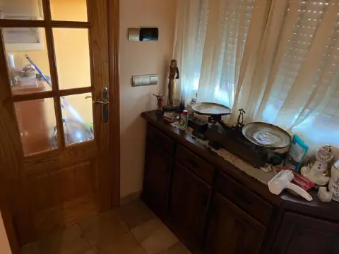 Casa en Albares de La Ribera