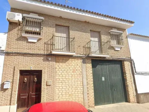 Casa en La Lantejuela
