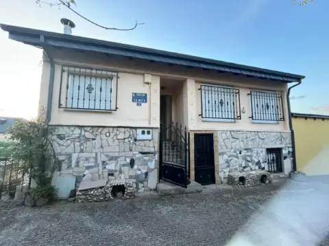 Casa en Villaverde de los Cestos