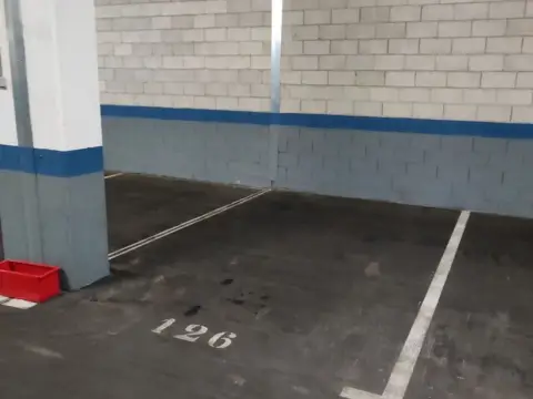 Garaje en calle de los Arces
