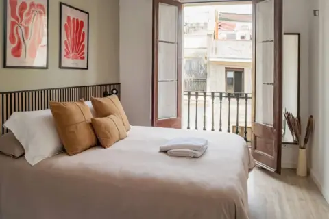 Habitación en Sant Pere-Santa Caterina-La Ribera