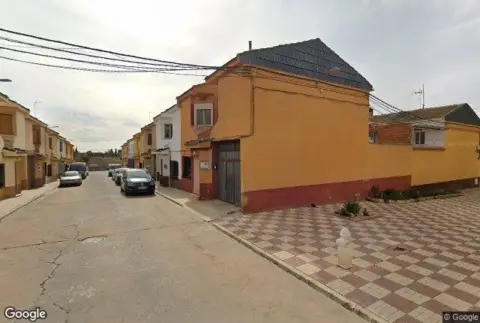 Chalet en Quintanar del Rey