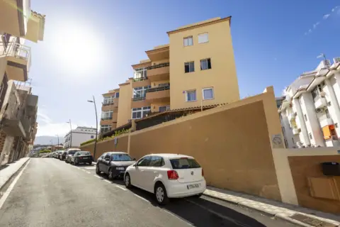 Piso en calle de la Morra, 6