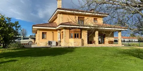 Casa en calle Camino los Llanos